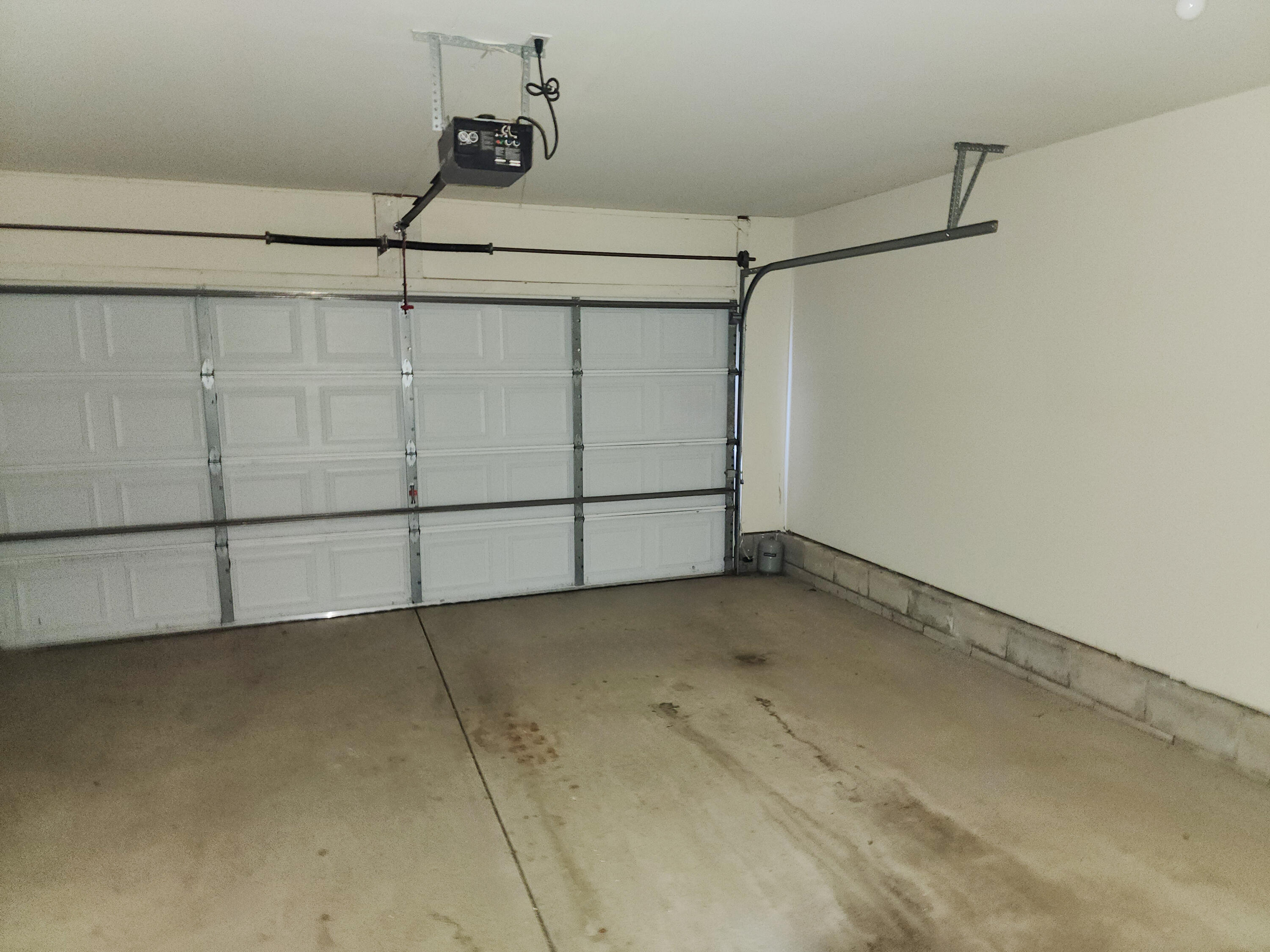 1727 Chestnut Drive, Unit R Crown Point, IN 46307 - Photo 10 of 12 3000x2250