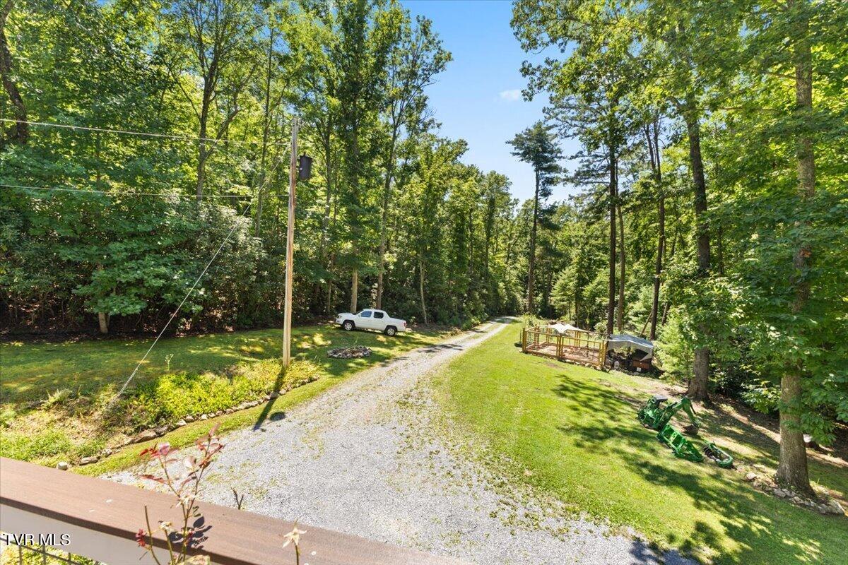 770 Copperhead Road Elizabethton, TN 37643 - Photo 5 of 66 22-128A2856