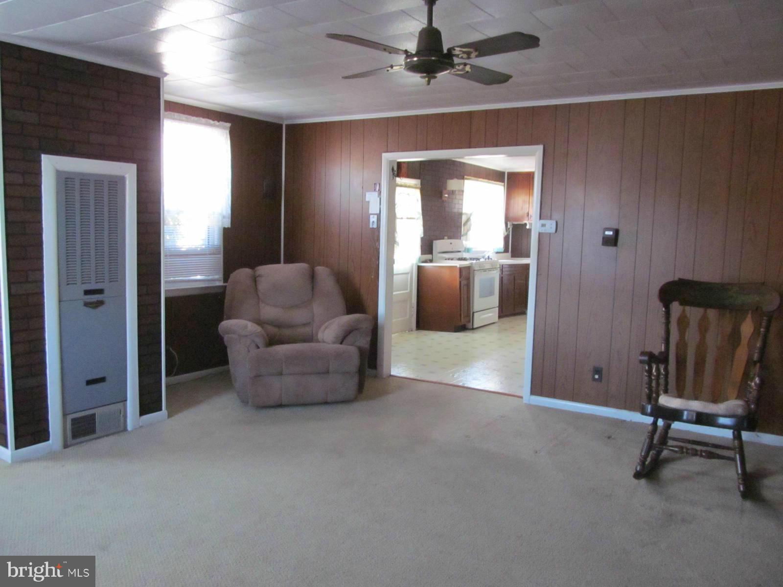 1310 Perrys Corner Road Grasonville, MD 21638 - Photo 2 of 30 Living Room