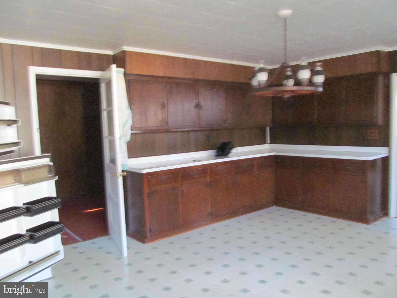 1310 Perrys Corner Road Grasonville, MD 21638 - Photo 12 of 30 Kitchen