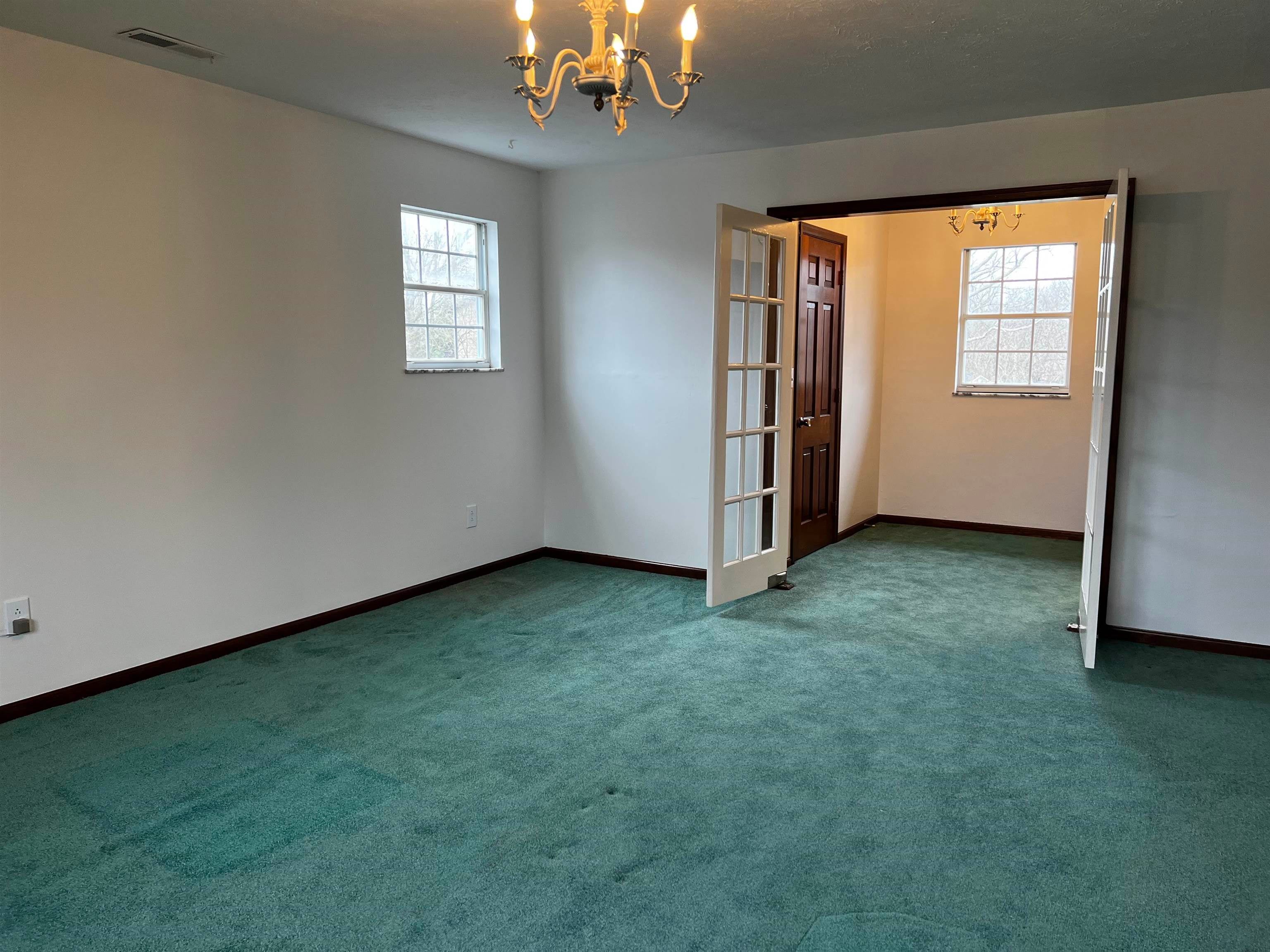 5995 East Pea Ridge Road Huntington, WV 25705 - Photo 10 of 31 Gallery Image 10