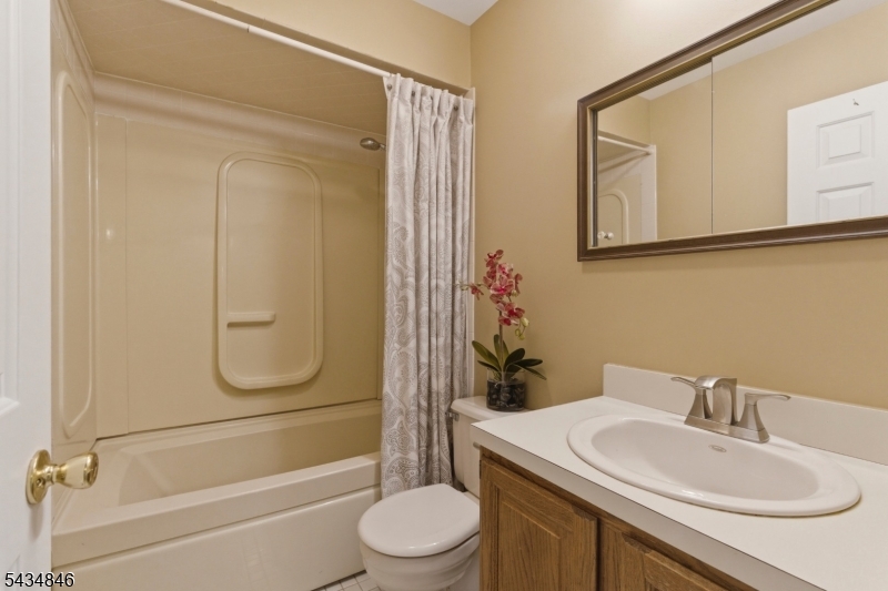 114 Wagon Wheel Road Sparta, NJ 07871 - Photo 31 of 50