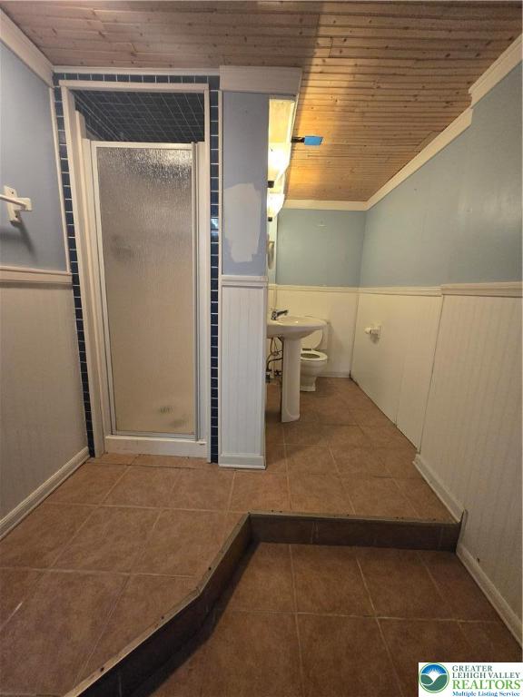 2236 Lincoln Street Bethlehem, PA 18017 - Photo 21 of 29 a view of empty room