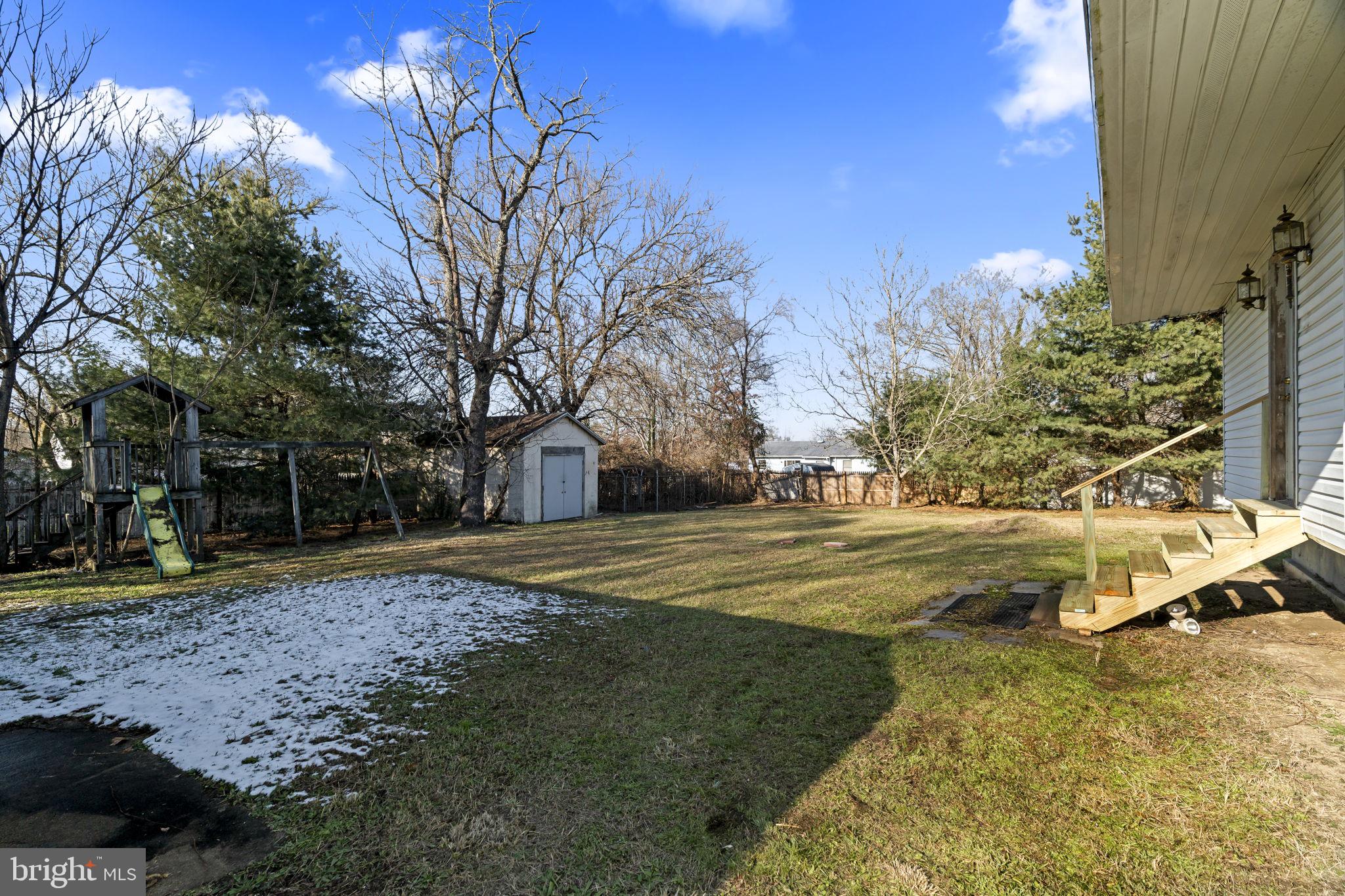 2810 Panther Road Vineland, NJ 08361 - Photo 18 of 20 a view of a yard with plants