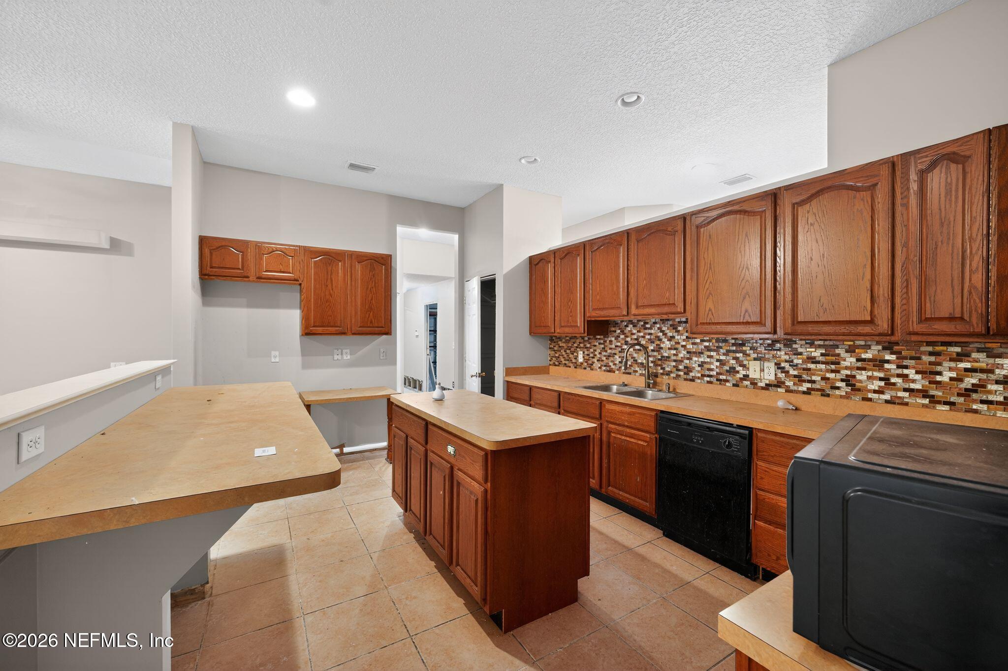 4402 Kenndle Road Jacksonville, FL 32208 - Photo 15 of 30 17_4402_Kenndle_Rd_Jacksonville_FL_32208