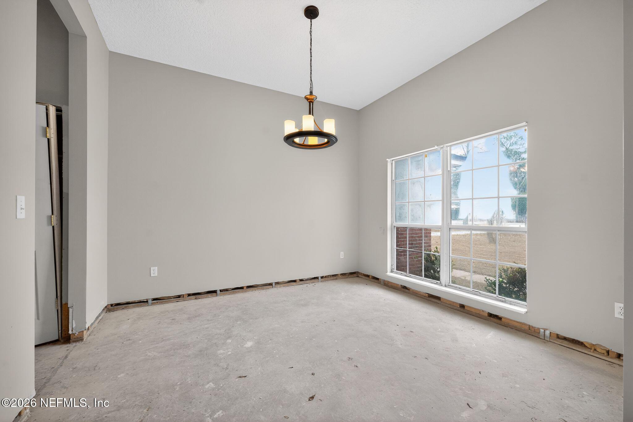 4402 Kenndle Road Jacksonville, FL 32208 - Photo 9 of 30 13_4402_Kenndle_Rd_Jacksonville_FL_32208