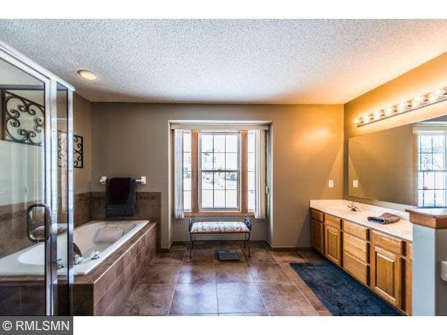 4914 Rusten Road Eagan, MN 55122 - Photo 11 of 18 Gallery Image 11