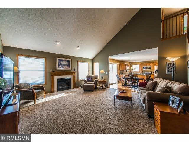 4914 Rusten Road Eagan, MN 55122 - Photo 3 of 18 Gallery Image 3