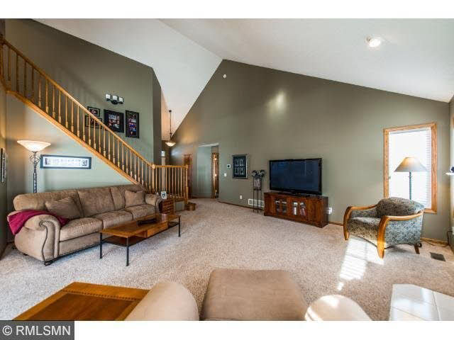 4914 Rusten Road Eagan, MN 55122 - Photo 4 of 18 Gallery Image 4