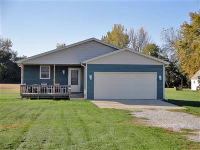 15501 Furrow Road Pekin, IL 61554 - Photo 1 of 10