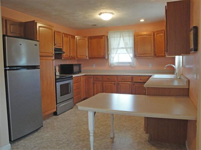 15501 Furrow Road Pekin, IL 61554 - Photo 5 of 10