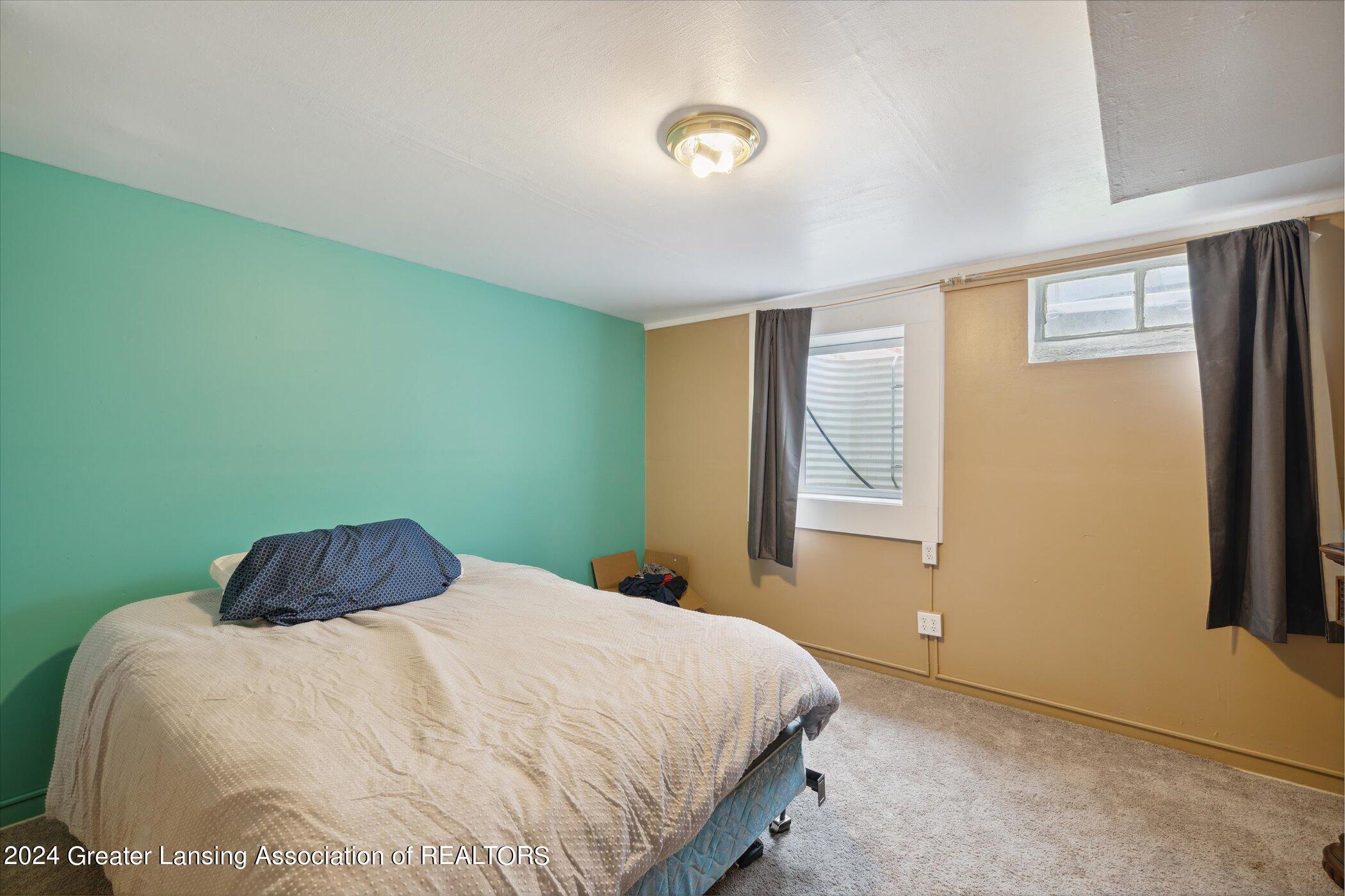 2227 Barstow Road Lansing, MI 48906 - Photo 29 of 40 31-2227-Barstow-Rd-Lansing-MI-48906-Wind