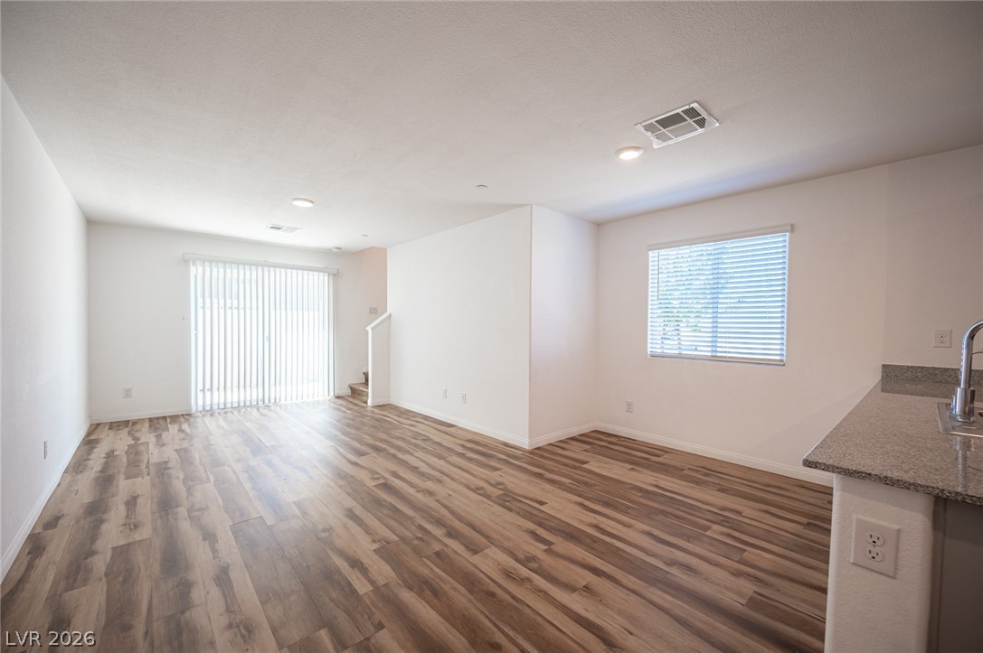 12103 Mojave Gold Road, Unit 4 Las Vegas, NV 89183 - Photo 7 of 36