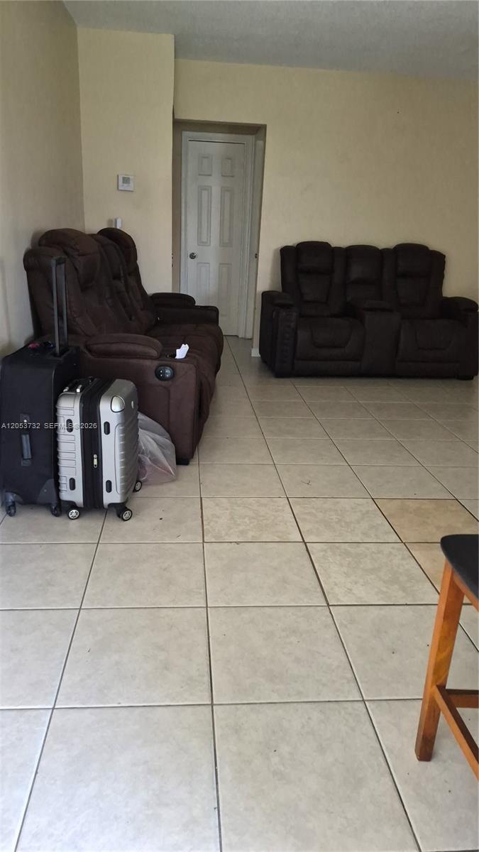 7220 Pembroke Road, Unit 8 Miramar, FL 33023 - Photo 4 of 10