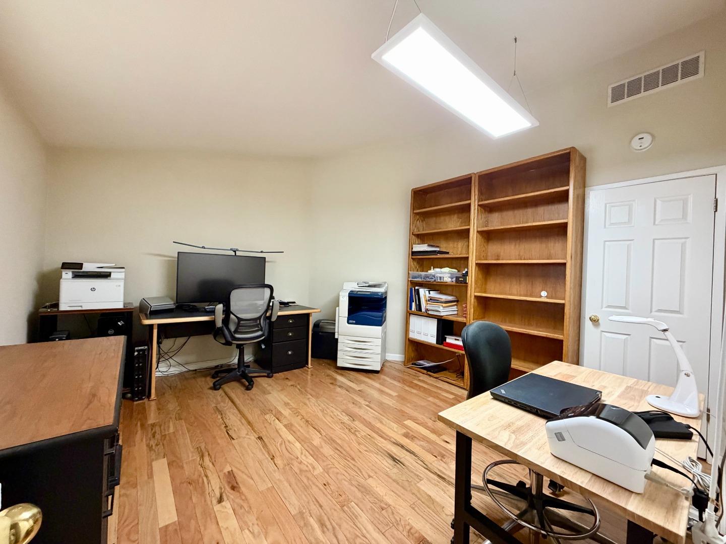 120 Dixon Landing Road, Unit 147 Milpitas, CA 95035 - Photo 11 of 21 a view of a workspace with furniture