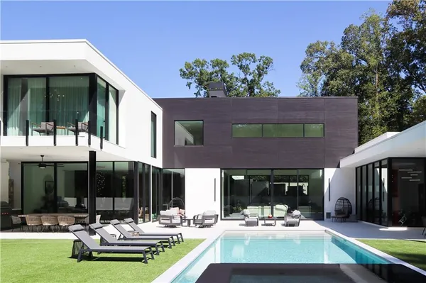 $11,000,000 | 380 West Wesley Road Northwest, Atlanta, GA 30305