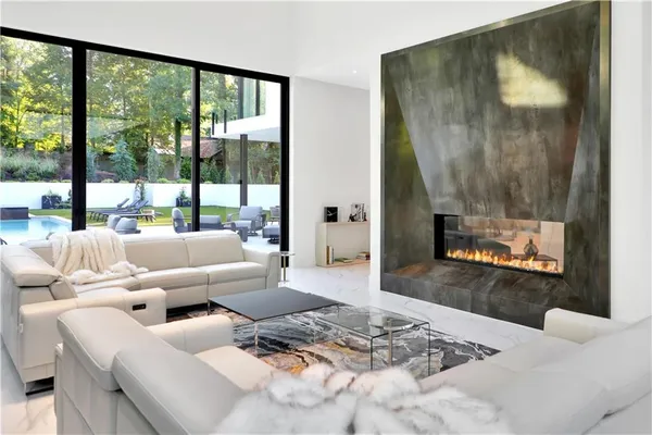 $11,000,000 | 380 West Wesley Road Northwest, Atlanta, GA 30305