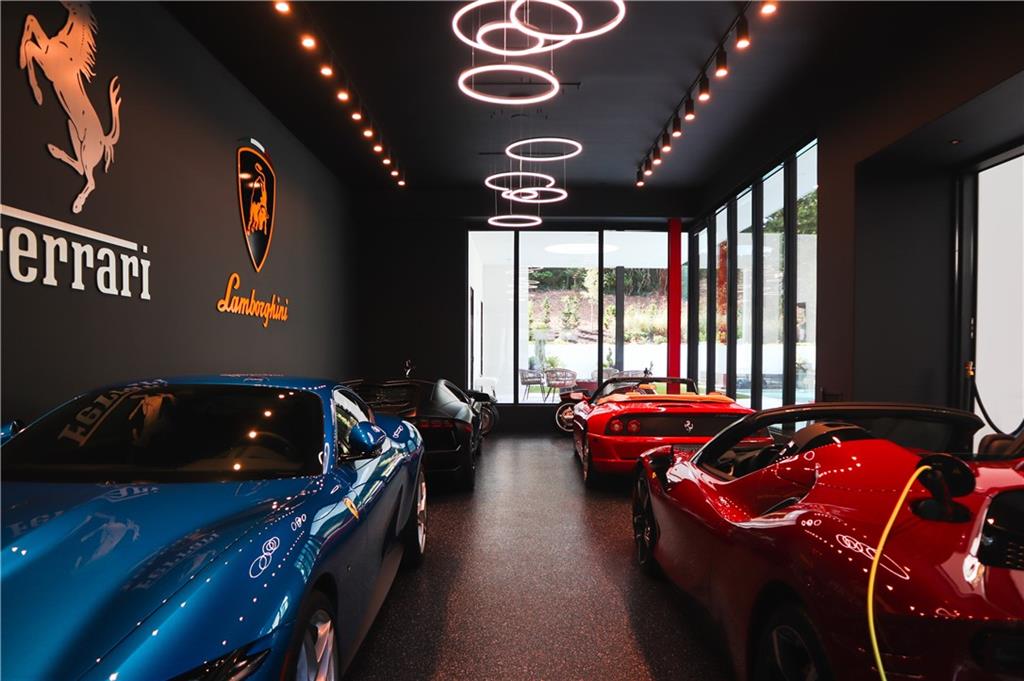 380 West Wesley Road Northwest Atlanta, GA 30305 - Photo 35 of 104 a bedroom with furniture and windows