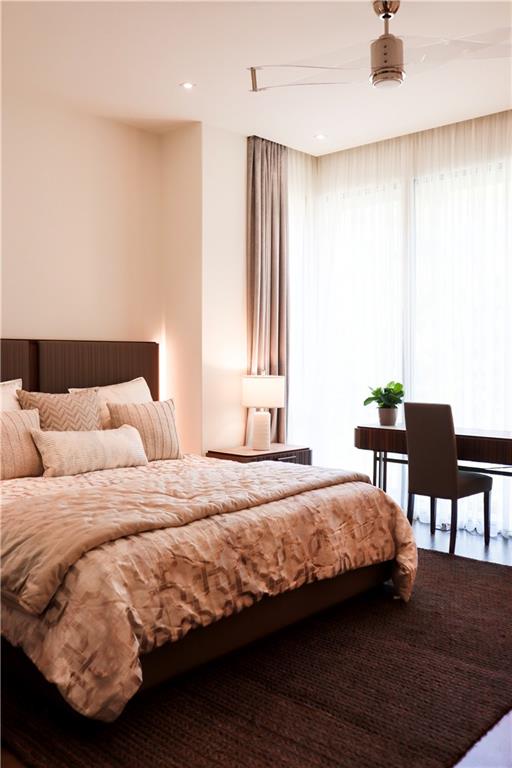 380 West Wesley Road Northwest Atlanta, GA 30305 - Photo 40 of 104 a bedroom with a bed and a table in it