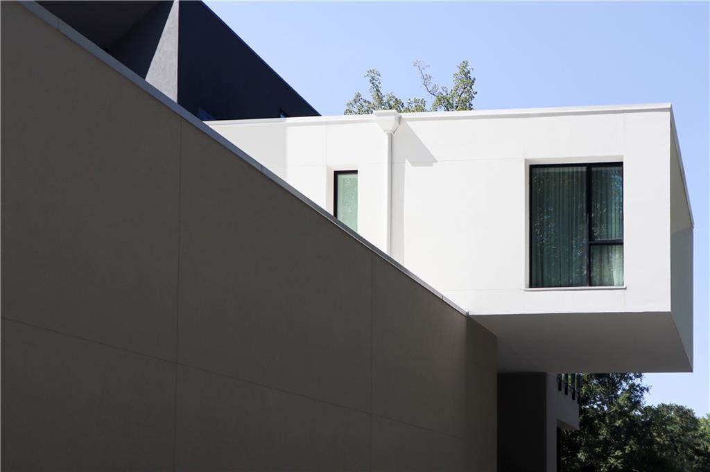 380 West Wesley Road Northwest Atlanta, GA 30305 - Photo 90 of 104 a view of an entryway