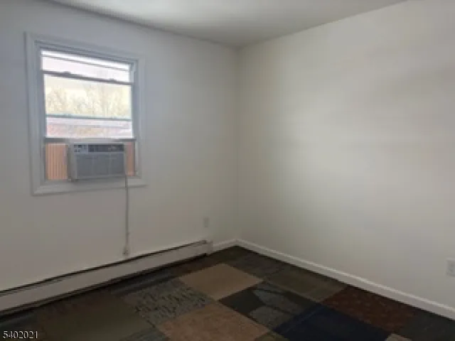 $2,600 | 194 Jerome Place, Bloomfield, NJ 07003