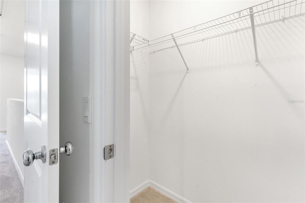 2987 Skyline Loop Kissimmee, FL 34758 - Photo 36 of 48 a bathroom with a shower