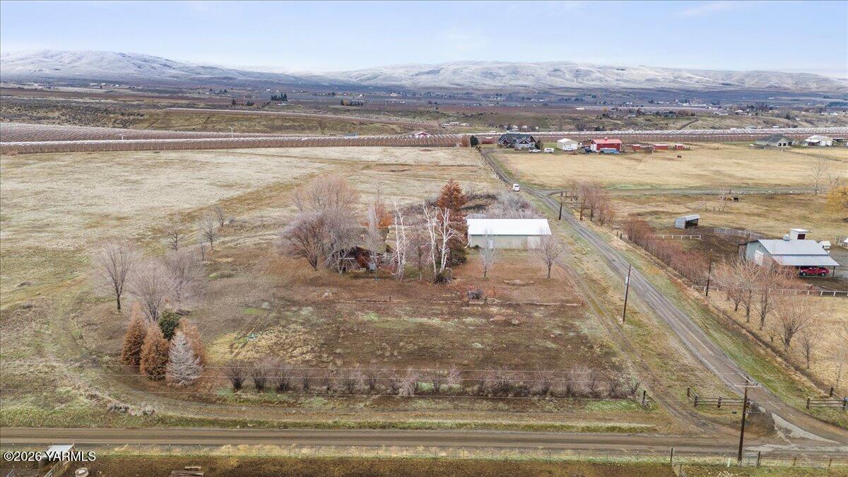 1861 North Cottonwood Road Yakima, WA 98908 - Photo 34 of 35 04-DJI_20260120142450_0022_D