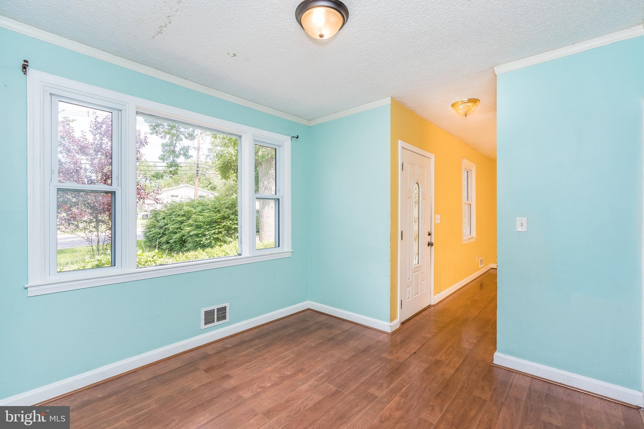 5406 Whitfield Chapel Road Lanham, MD 20706 - Photo 4 of 45 Gallery Image 4