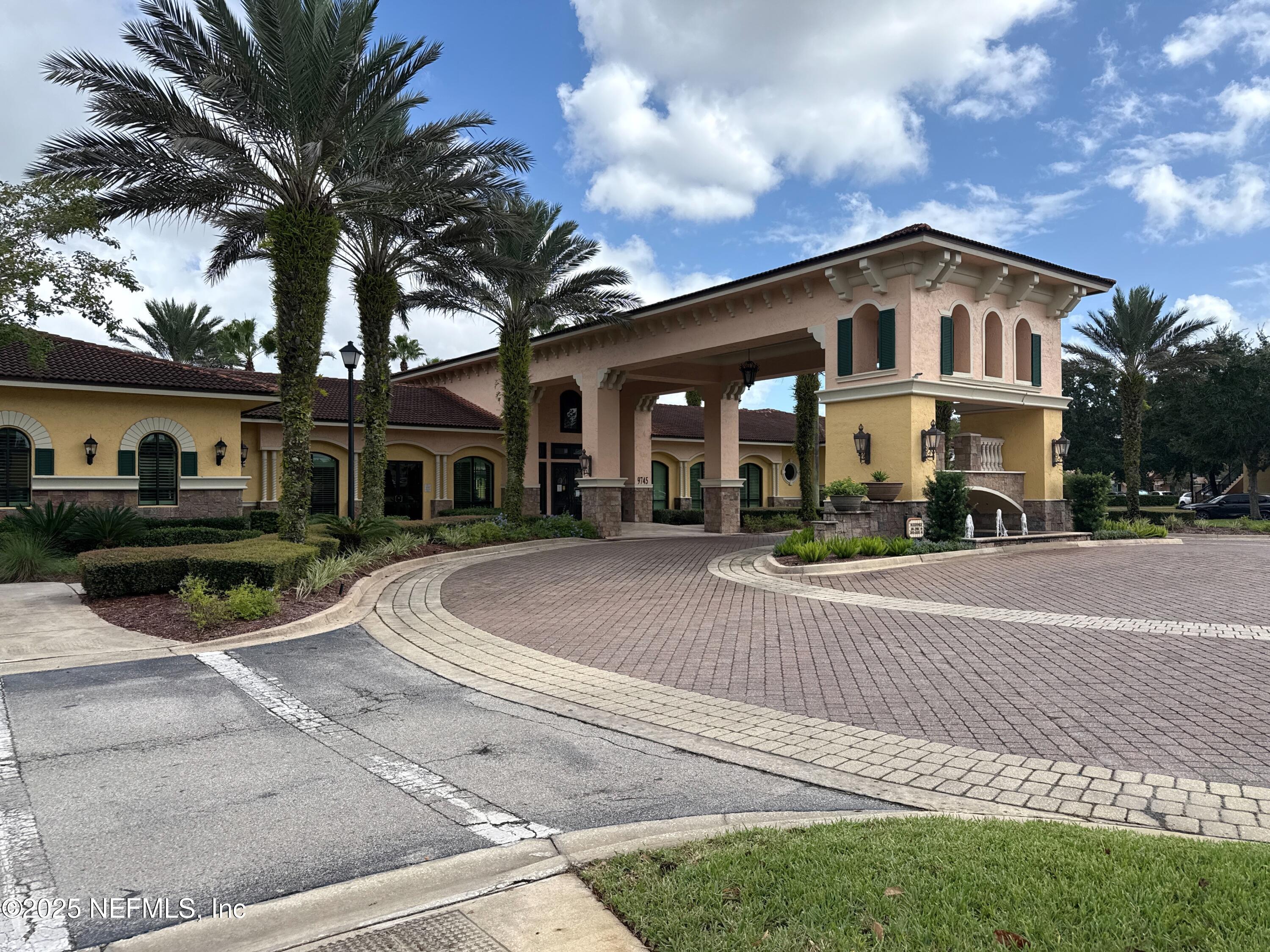 9745 Touchton Road, Unit 1725 Jacksonville, FL 32246 - Photo 13 of 20 DJI_20251003_123242_366