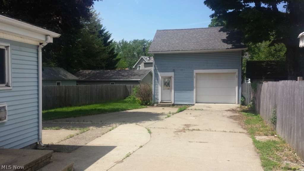 714 West Main Road Conneaut, OH 44030 - Photo 4 of 25 Gallery Image 4