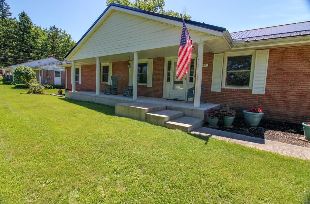 1149 Evergreen Road Marion, OH 43302 - Photo 2 of 54 IMG_9867HDR1149