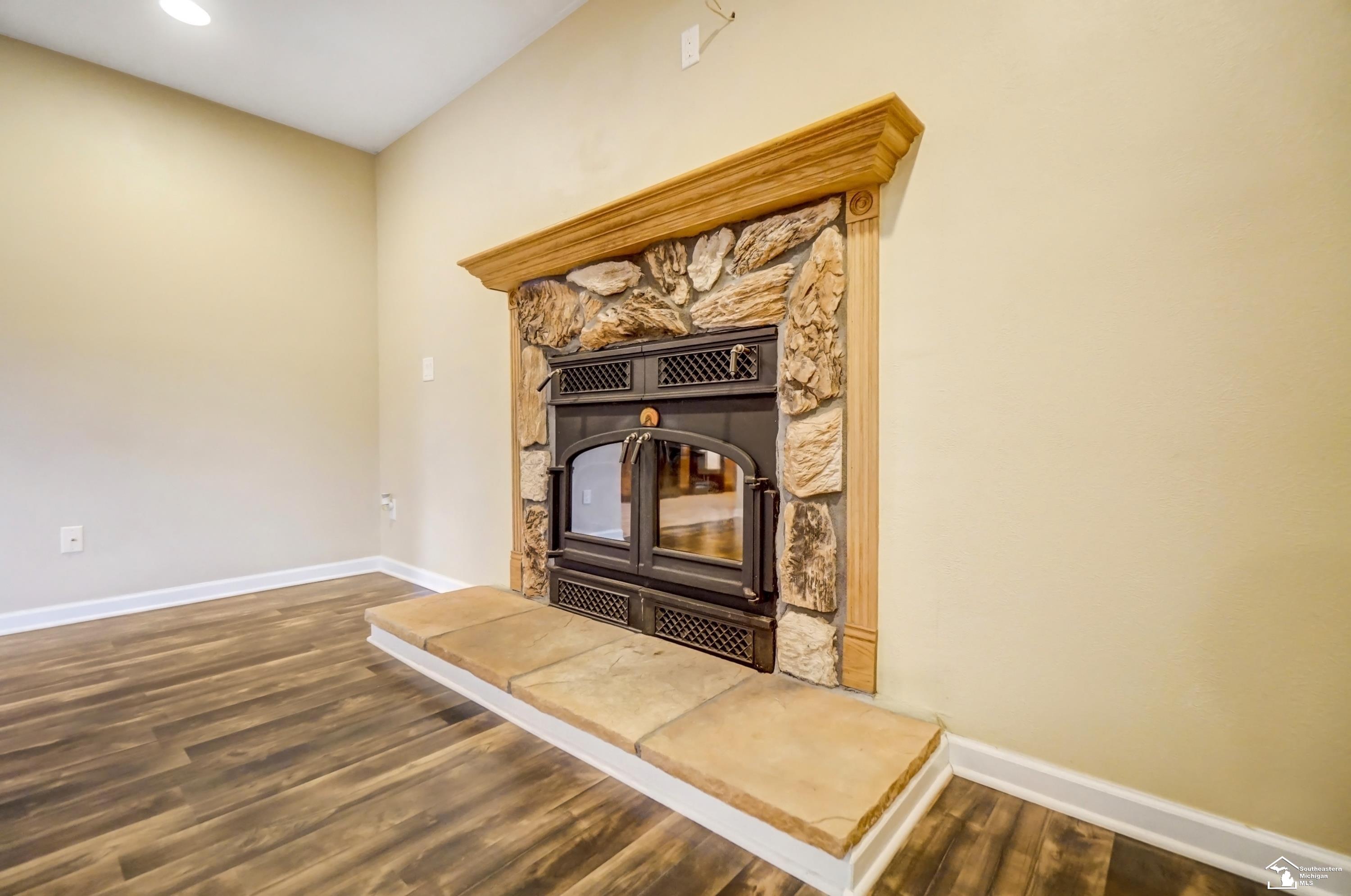 8570 Crabb Road Temperance, MI 48182 - Photo 20 of 34