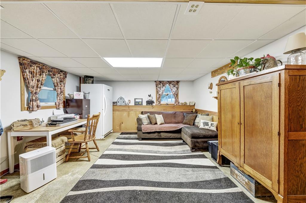 558 Bocktown Cork Road Clinton, PA 15026 - Photo 20 of 25 Gallery Image 20