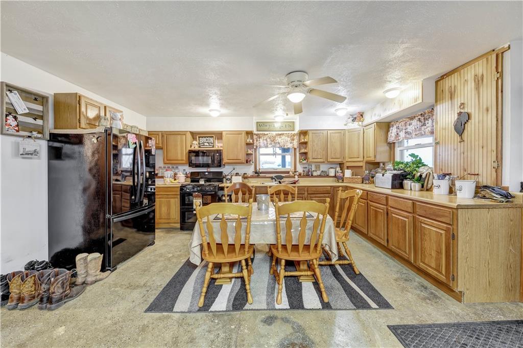 558 Bocktown Cork Road Clinton, PA 15026 - Photo 22 of 25 Gallery Image 22
