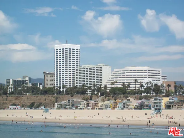 $18,500 | 1221 Ocean Avenue, Unit 1408, Santa Monica, CA 90401