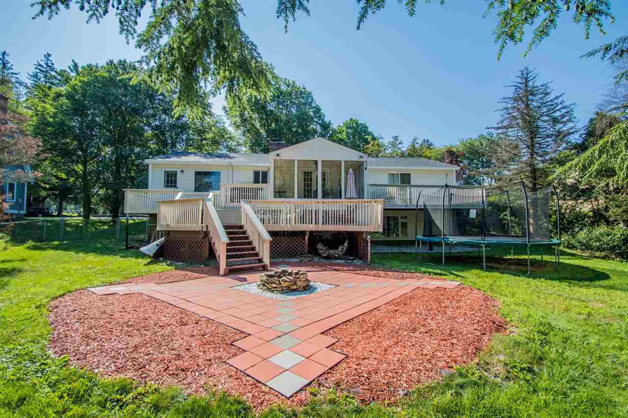 126 Post Road North Hampton, NH 03862 - Photo 2 of 38