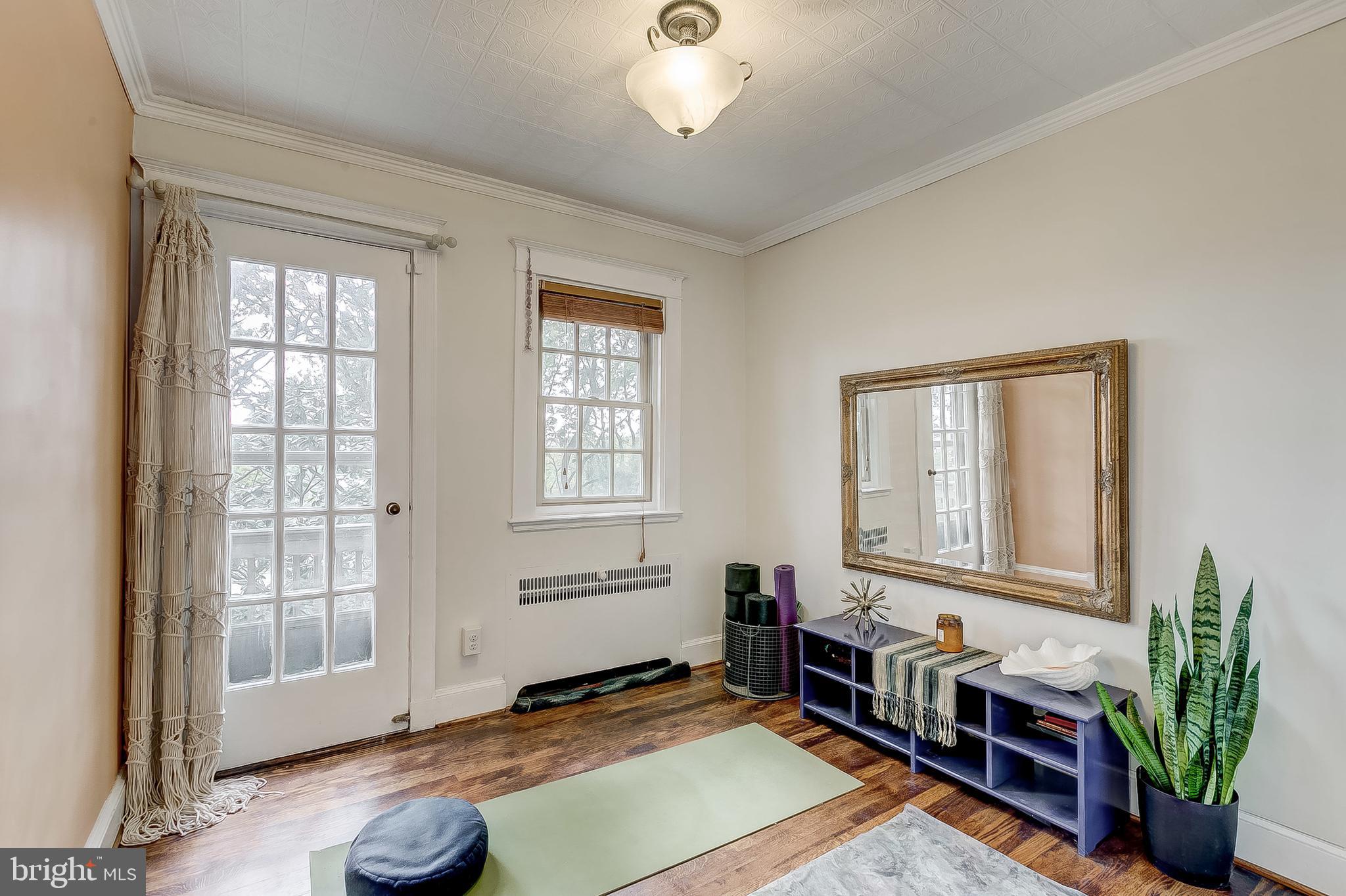 1227 Roundhill Road Baltimore, MD 21218 - Photo 17 of 35