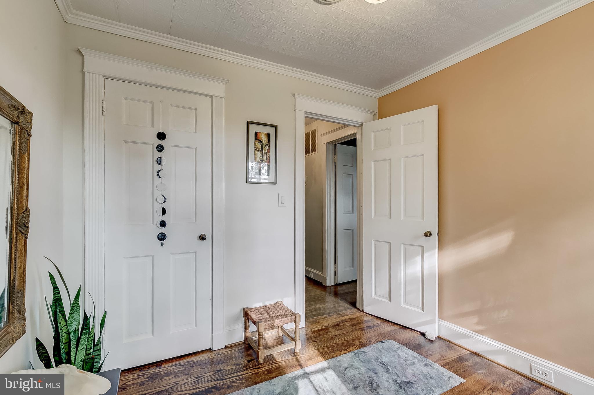 1227 Roundhill Road Baltimore, MD 21218 - Photo 18 of 35