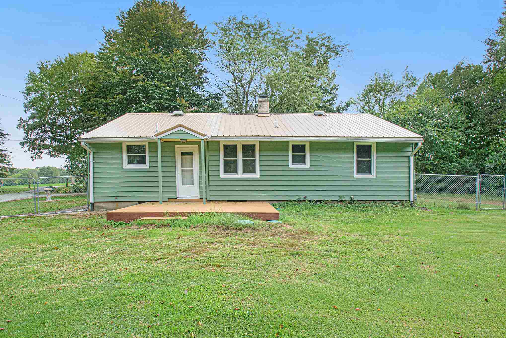 30709 Pierce Road North Liberty, IN 46554 - Photo 4 of 16