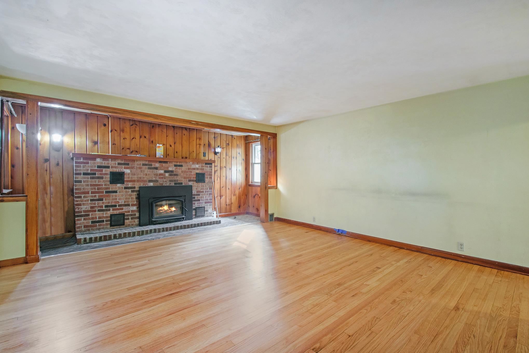 30709 Pierce Road North Liberty, IN 46554 - Photo 6 of 16