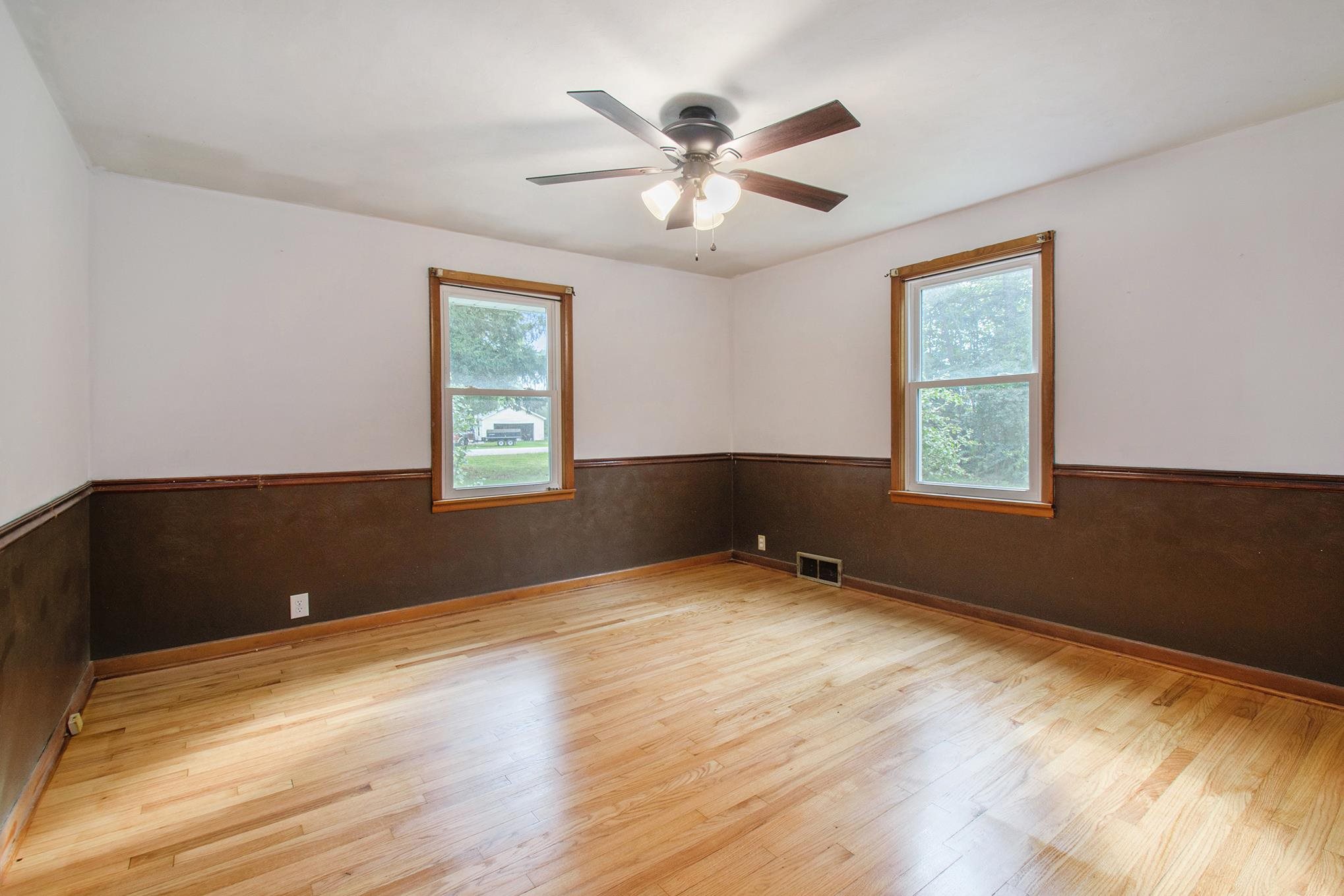 30709 Pierce Road North Liberty, IN 46554 - Photo 10 of 16