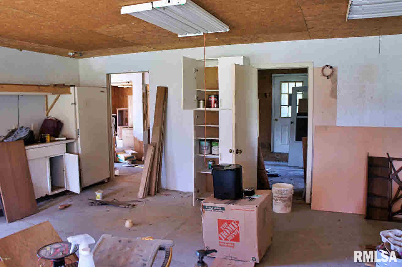 7021 Walnut Ridge Road Grantsburg, IL 62943 - Photo 17 of 31 Gallery Image 17