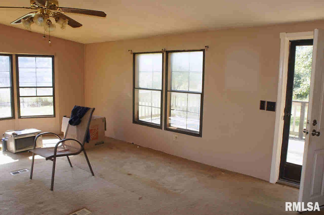 7021 Walnut Ridge Road Grantsburg, IL 62943 - Photo 21 of 31 Gallery Image 21