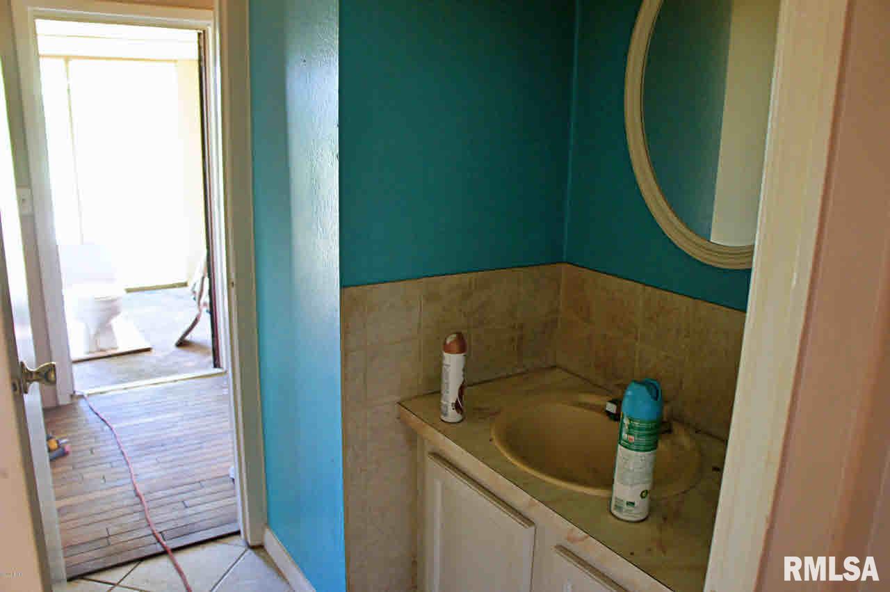 7021 Walnut Ridge Road Grantsburg, IL 62943 - Photo 27 of 31 Gallery Image 27