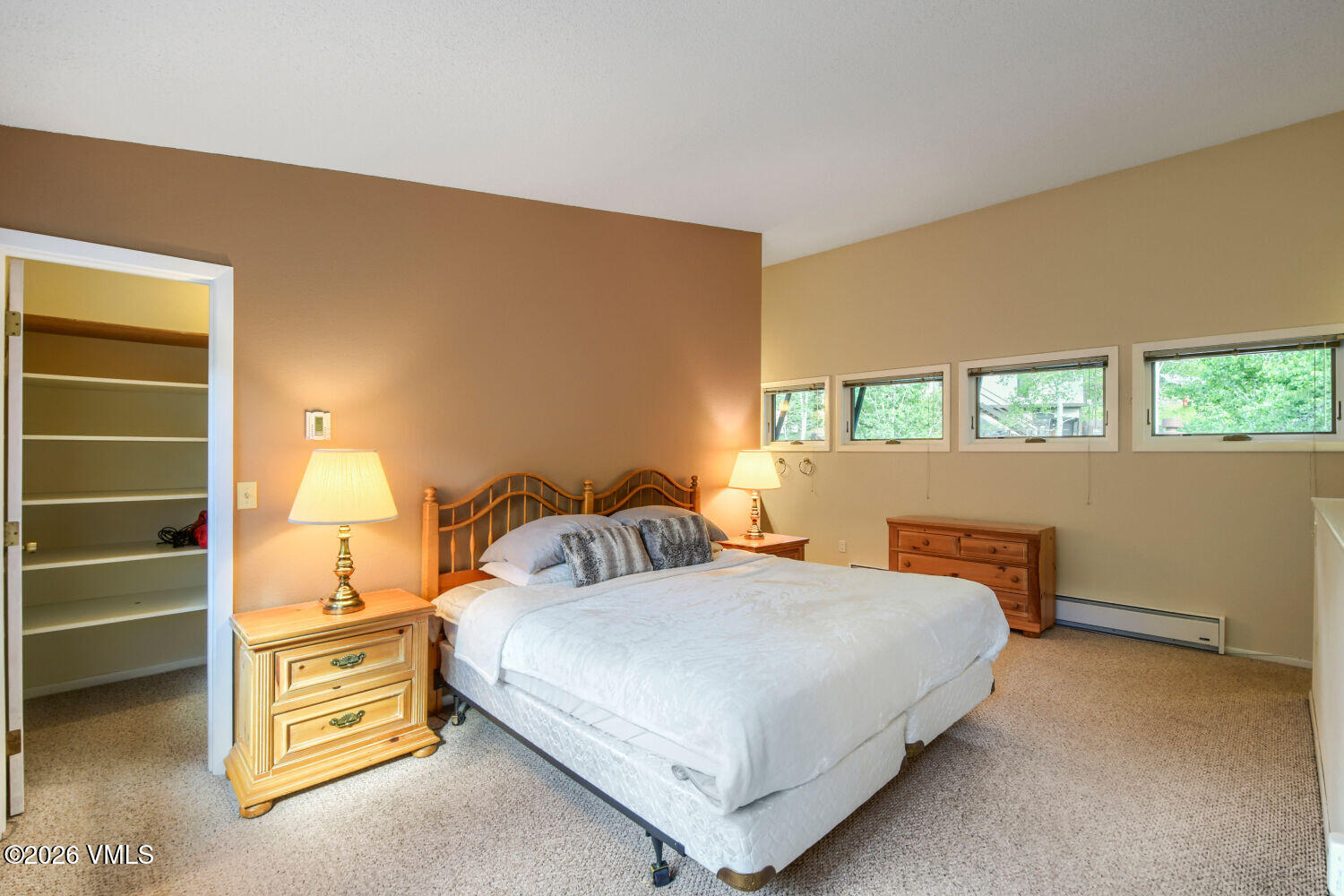 2570 Kinnickinnick Road, Unit H4 Vail, CO 81657 - Photo 10 of 29 2570 Kinnickinnick Road H4 - Web Quality
