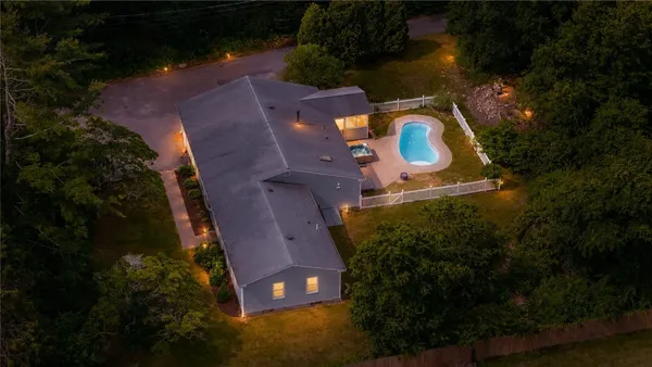 $699,900 | 25 Dinonsie Way, South Kingstown, RI 02879