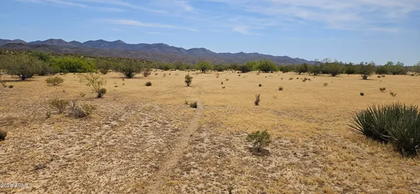 $140,000 | 21-f-3 West 21-f-3 W Silverado Parkway, Unit 21F3, Kingman, AZ 86401