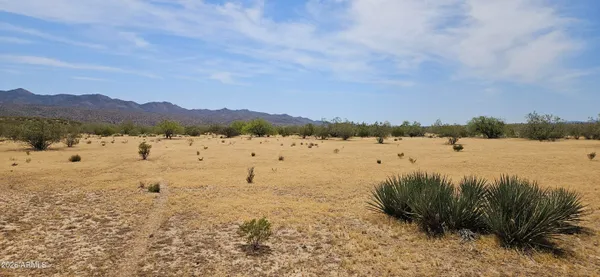 $140,000 | 21-f-3 West 21-f-3 W Silverado Parkway, Unit 21F3, Kingman, AZ 86401