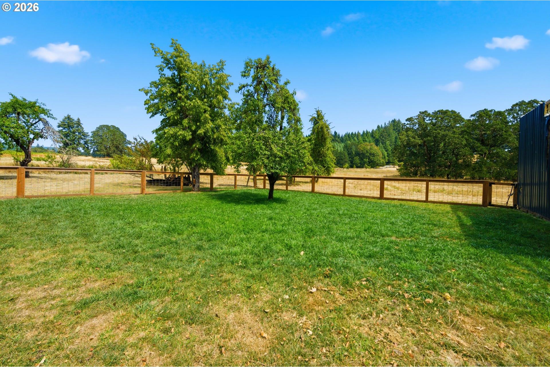 4440 Palmer Road Dallas, OR 97338 - Photo 17 of 48 Gallery Image 17