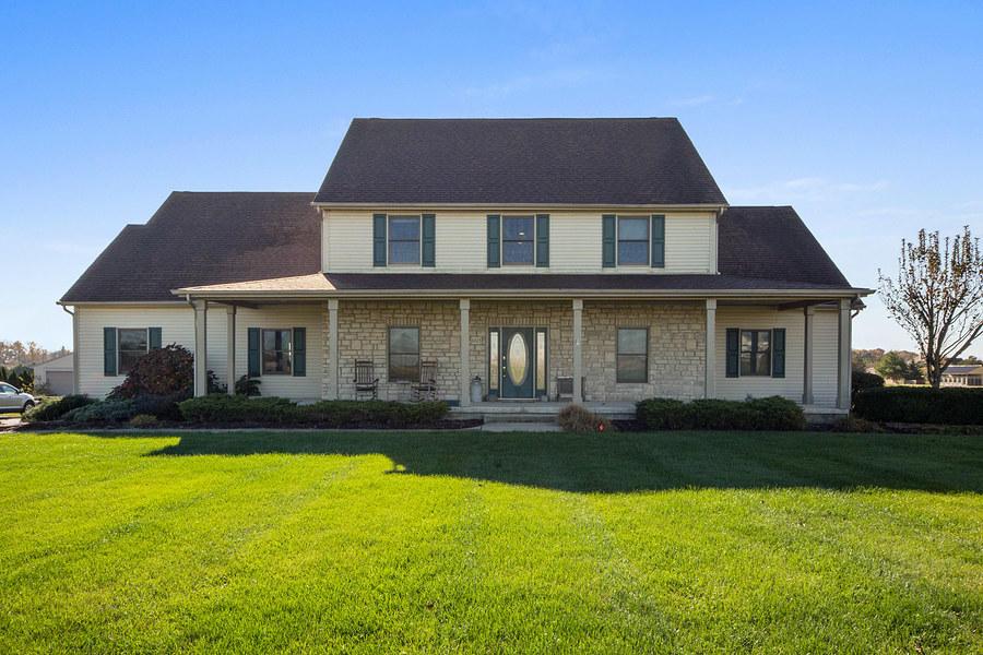 6823 Busey Road Canal Winchester, OH 43110 - Photo 1 of 28
